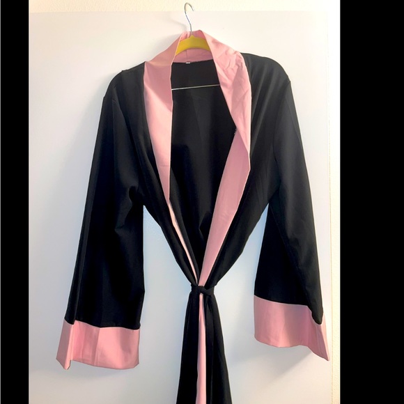 Black and pink Abaya / Robe, Medium size - Picture 6 of 10